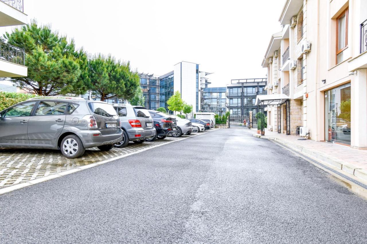 Royal Bay With Self Check-in Aparthotel Sveti Vlas