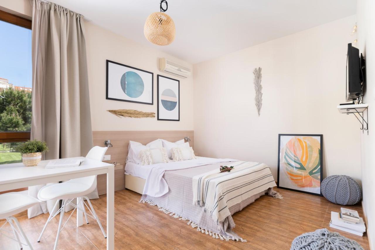 Aparthotel Royal Bay With Self Check-in Sveti Vlas